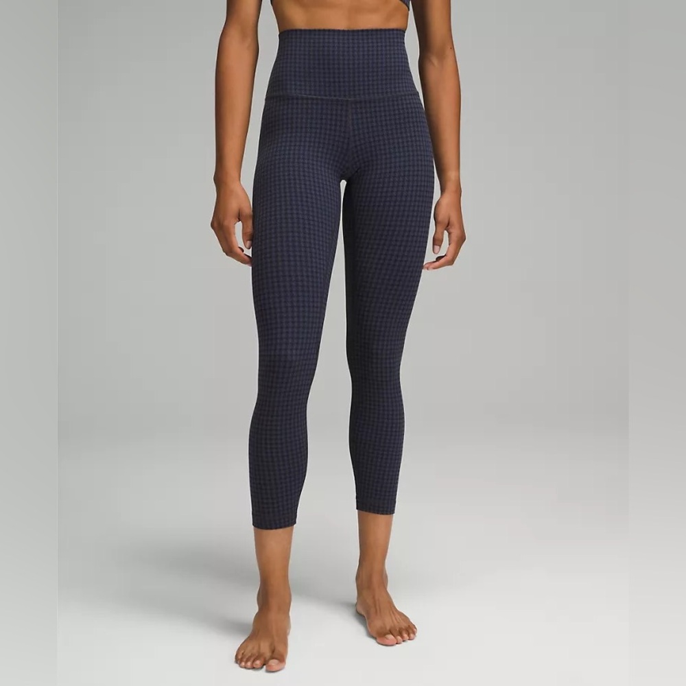lululemon Align™ High-Rise Pant 25"
ColourMicro Houndstooth Blue Multi